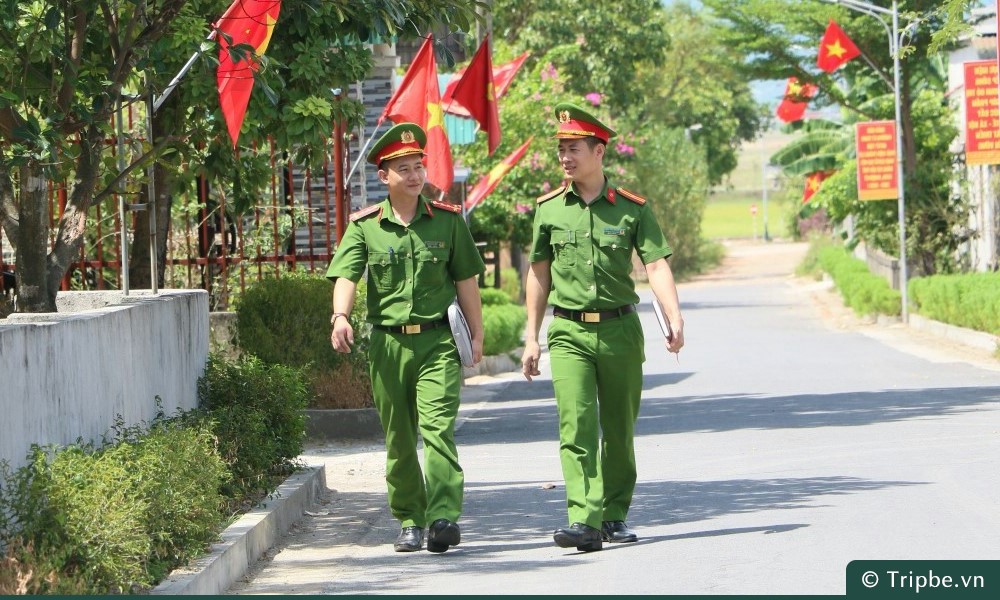 Nằm mơ thấy công an bắt người khác hên hay xui? Chuyên gia giải đáp!